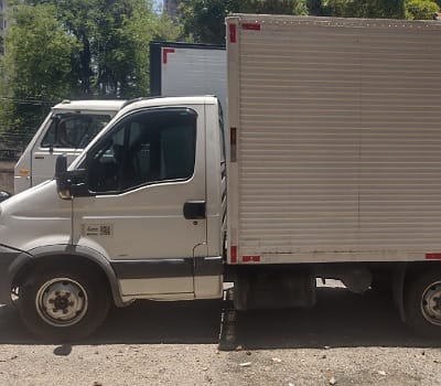 Caminhão Pequeno para Mudança em Cabo Frio